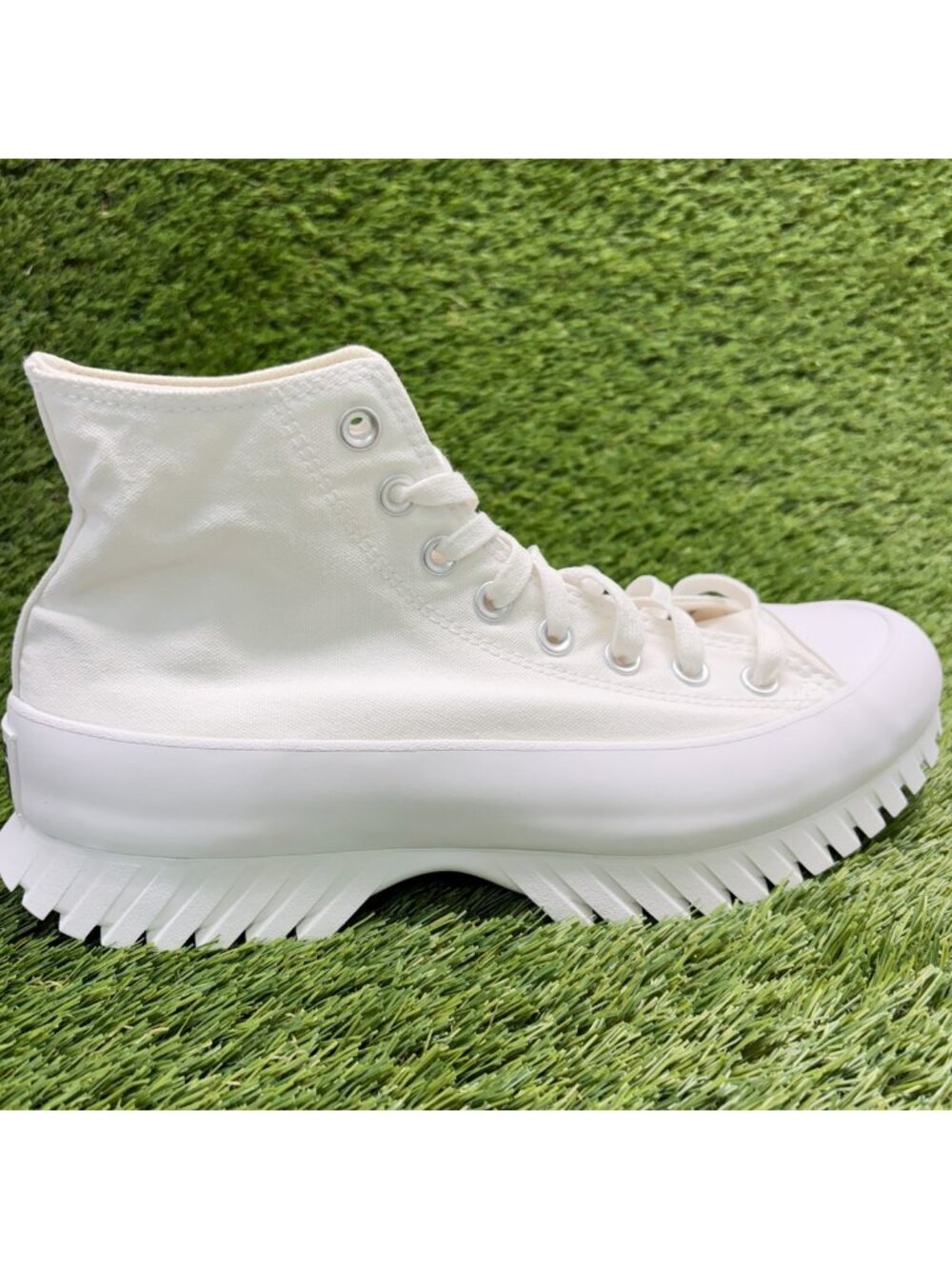 Converse Chuck Taylor All Star Lugged 2.0 Mens Size 8 Athletic Shoes Sneakers